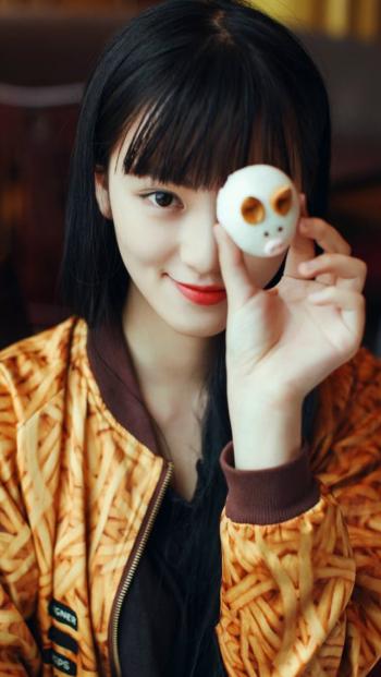 超像林志玲的美丽校花 甜美校服装写真第6张