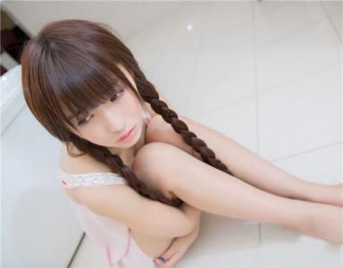 童颜美女图片 _ 第(3)张