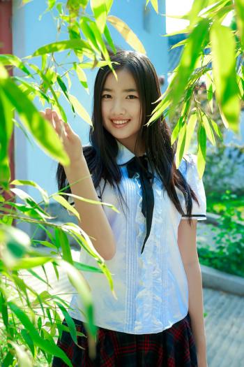 学生装美女图片 _ 第(5)张