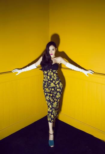 李小璐绝美靓丽写真惹火撩人第2张