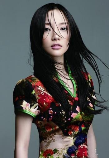 李小璐绝美靓丽写真惹火撩人第4张