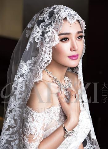 杜若溪冰雪女神完美婚纱女神露性感写真第0张