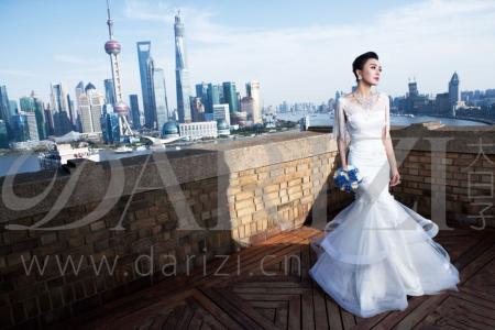 杜若溪冰雪女神完美婚纱女神露性感写真第3张