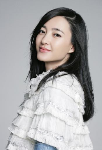 气质美女王丽坤清新素雅纯净至美艺术写真图片第5张