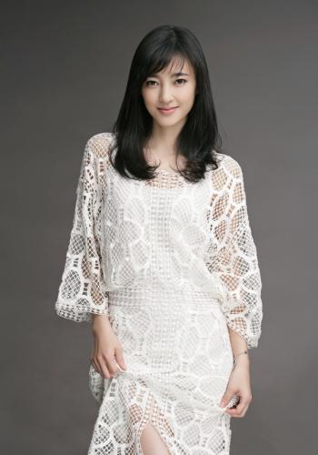 气质美女王丽坤清新素雅纯净至美艺术写真图片第0张
