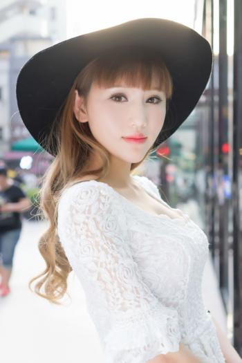 蕾丝女神图片 性感蕾丝美女生活照 蕾丝美女写真第4张