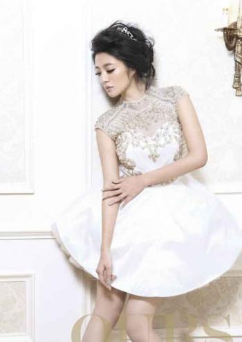 杜若溪冰雪女神完美婚纱女神露性感写真第0张