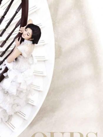杜若溪冰雪女神完美婚纱女神露性感写真第2张