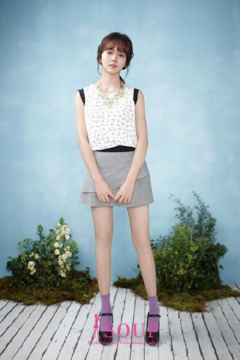 高清韩国女演员美女金所炫时尚杂志写真图片第0张