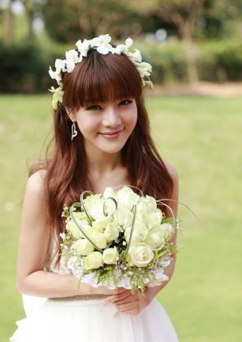 林志颖为庆祝微博粉丝破2000万 发搞怪婚纱照图片第5张