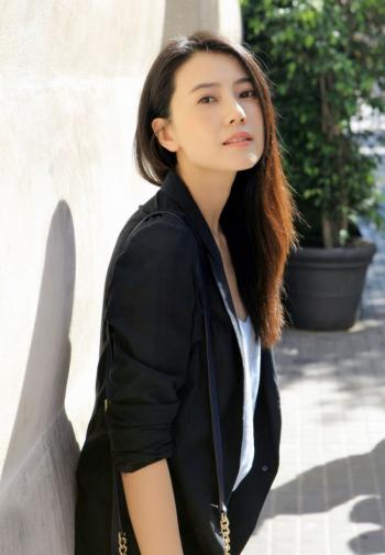 高圆圆时尚芭莎大片婉约迷人 气质演绎婀娜人妻第3张