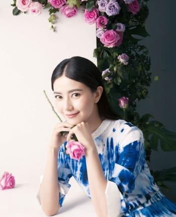 高圆圆时尚芭莎大片婉约迷人 气质演绎婀娜人妻第0张