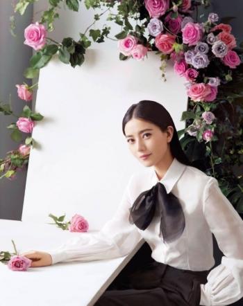 高圆圆时尚芭莎大片婉约迷人 气质演绎婀娜人妻第3张