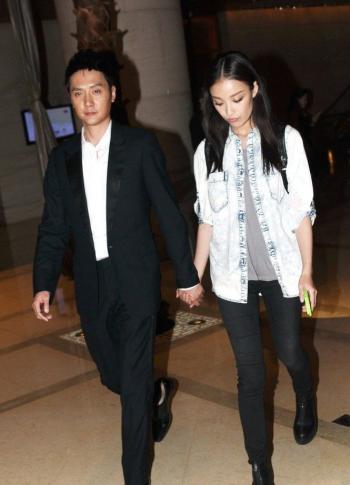 倪妮2014活动大图集第十弹 与angelababy等共获微博女神第4张