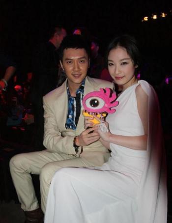 倪妮封面图片妖艳笑容性感十足第3张