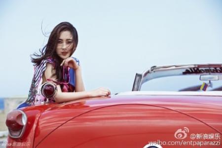 清纯女星马苏性感时尚写真 女人味尽显第2张