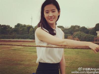 刘亦菲图片 _ 第(1)张