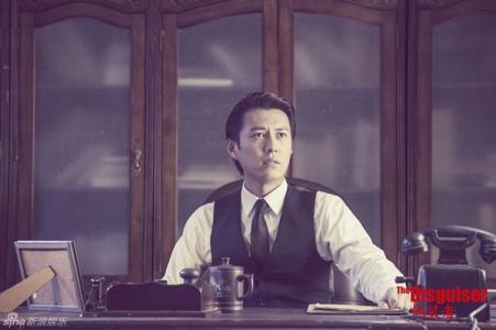 胡歌《时装男士》杂志绅士写真第2张