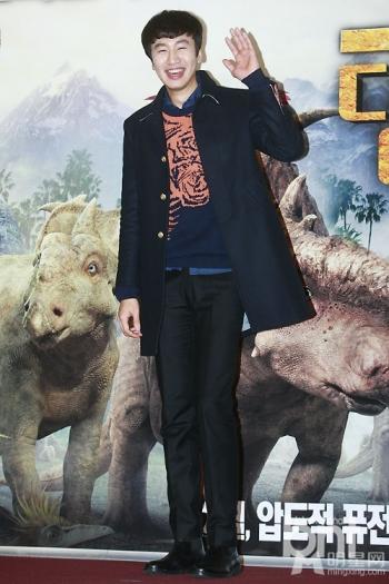 高清韩国京畿道南扬州男明星李光洙确认出演中国版《我结》搭档熊黛林结成假想夫妻(图)第2张