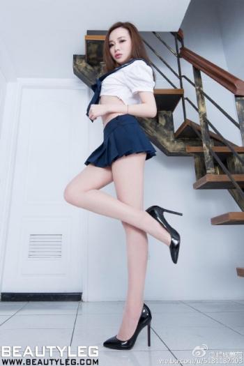 欧美风尚金发美女模特第3张