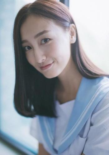 金所炫校服照 金所炫的初中毕业典礼图片整理集合第4张