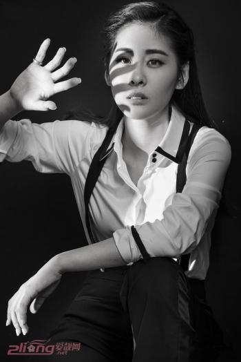 中国大陆天津女歌手张碧晨个性头像图片第0张
