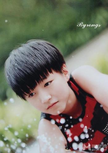 TFBOYS三人合照 帅气可爱高清写真 TFBOYS图片第2张