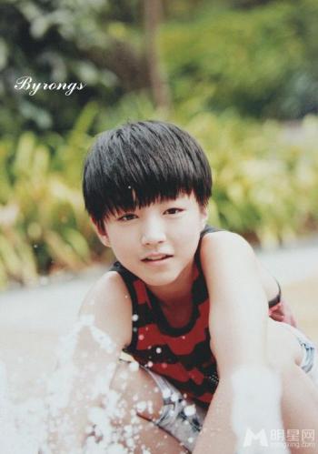 TFBOYS黑色写真 帅气阳光温暖人心 TFBOYS图片第3张