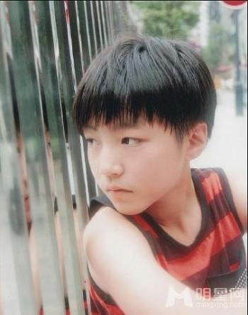TFBOYS黑色写真 帅气阳光温暖人心 TFBOYS图片第6张