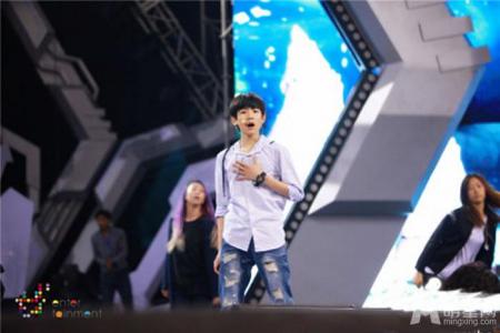 TFBOYS三人合照 帅气可爱高清写真 TFBOYS图片第5张