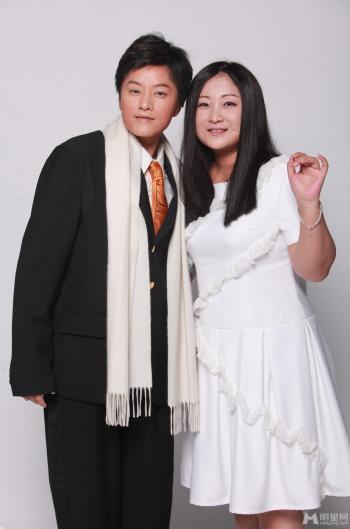 百变大咖秀何炅谢娜变身郭靖黄蓉第6张