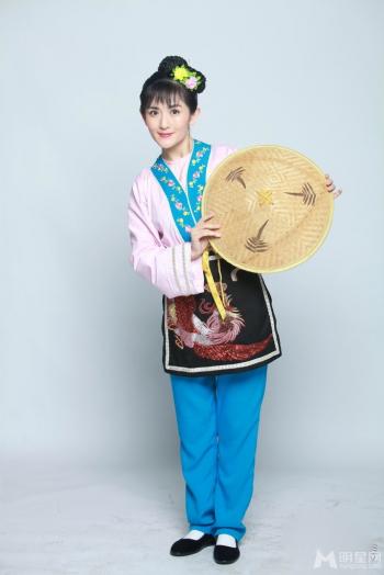 百变大咖秀何炅谢娜变身郭靖黄蓉第6张