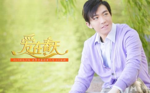 袁珊珊白色露沟长裙艺术写真第4张