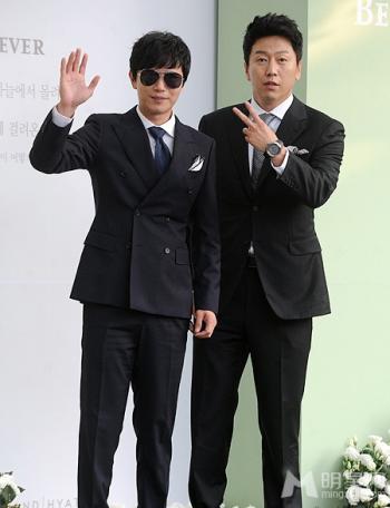 高清韩国首尔男明星苏志燮西装现身帅气大叔俘获少女心苏志燮图片第0张