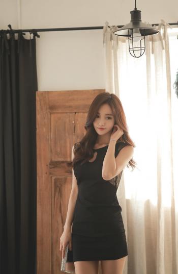 波霸美女图片 _ 第(7)张