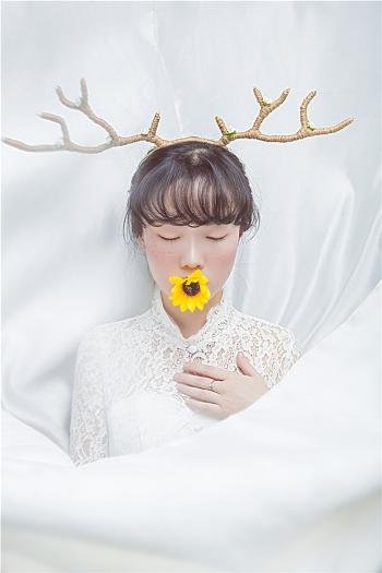 中国内地新生代演员童颜美女张鑫娇娇嫩诱惑私房写真第0张