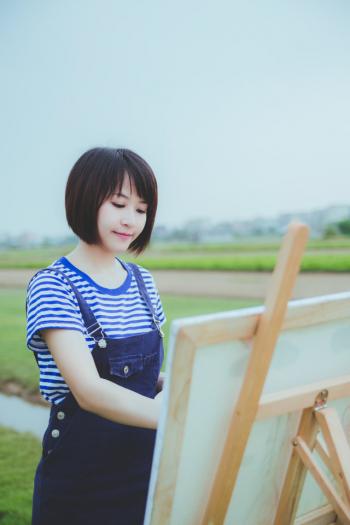 短发清新田园少女的生活最美学生妹诱惑美女图第2张