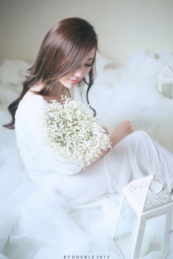 云中的女孩唯美婚纱图片小秀性感私房照写真图片下载第2张