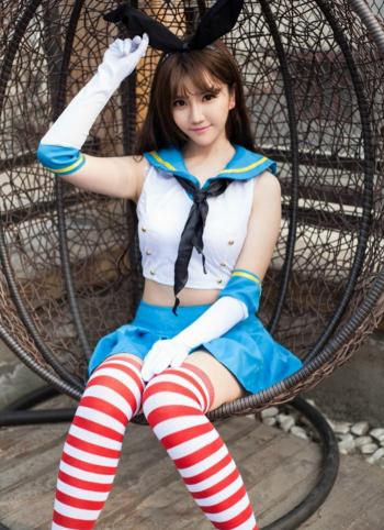 卷发甜美韩系美女肌肤胜雪校花级女神第0张