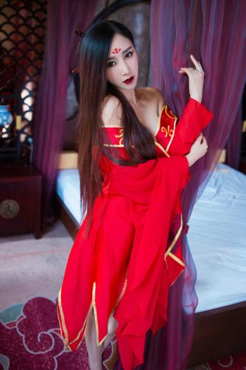 肚兜美女图片 _ 第(6)张