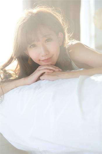 高清辽宁省鞍山清晨阳光里的美少女向你道早安私房照写真图片下载第2张
