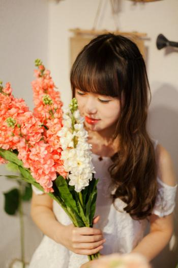 粉嫩小女生图片 _ 第(5)张