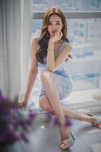 于越引领韩式新娘美妆潮流唯美婚纱艺术写真第6张