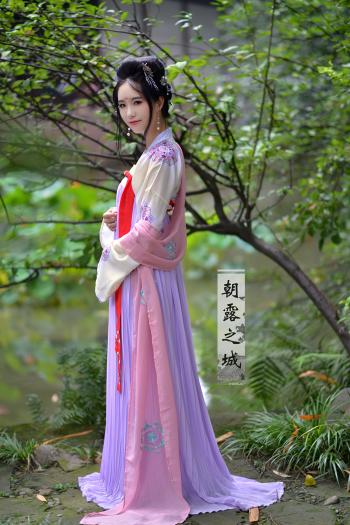 沙滩美女图片 _ 第(9)张