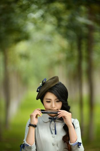 复古女神微笑甜美气质清纯美女图库第0张
