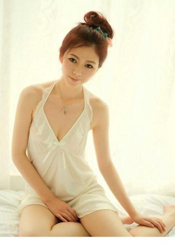 玫瑰美女图片 _ 第(1)张