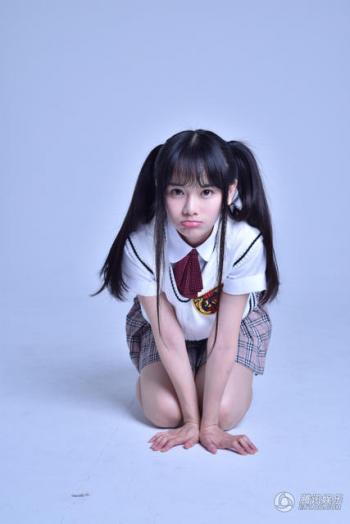 内地四川省宜宾模特豆瓣小清新女神南笙民国风写真手机壁纸第2张