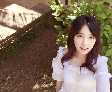 湖北武汉女演员赵粤性感甜酷舞台照图片第3张