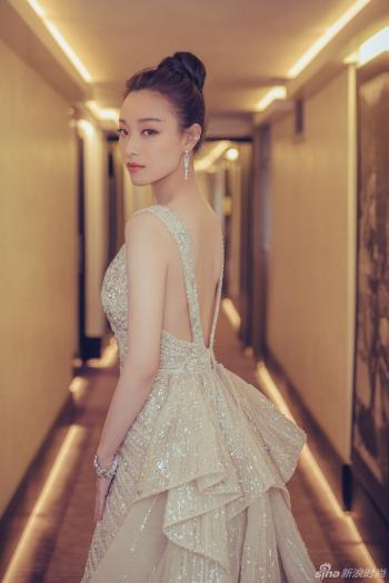 倪妮封面图片妖艳笑容性感十足第2张