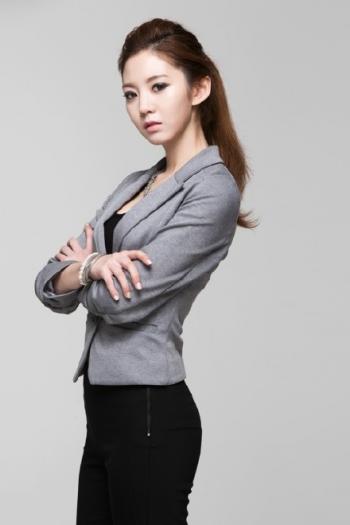 美女职业装图片 _ 第(10)张